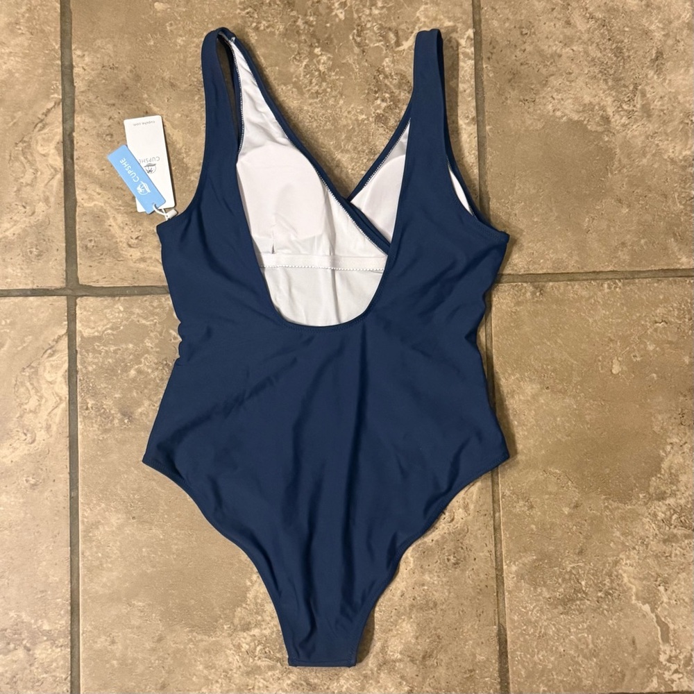 NWT Cupshe Ruched Navy Solid One-piece Swimsuit L - Picture 4 of 4